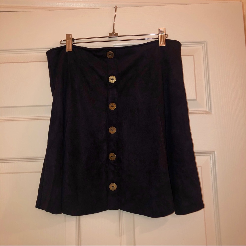 Black suede button up high waisted skirt. Size L.